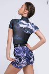 Zidans Raglan Zip T-leotard Ink Strokes – Front View with Collar